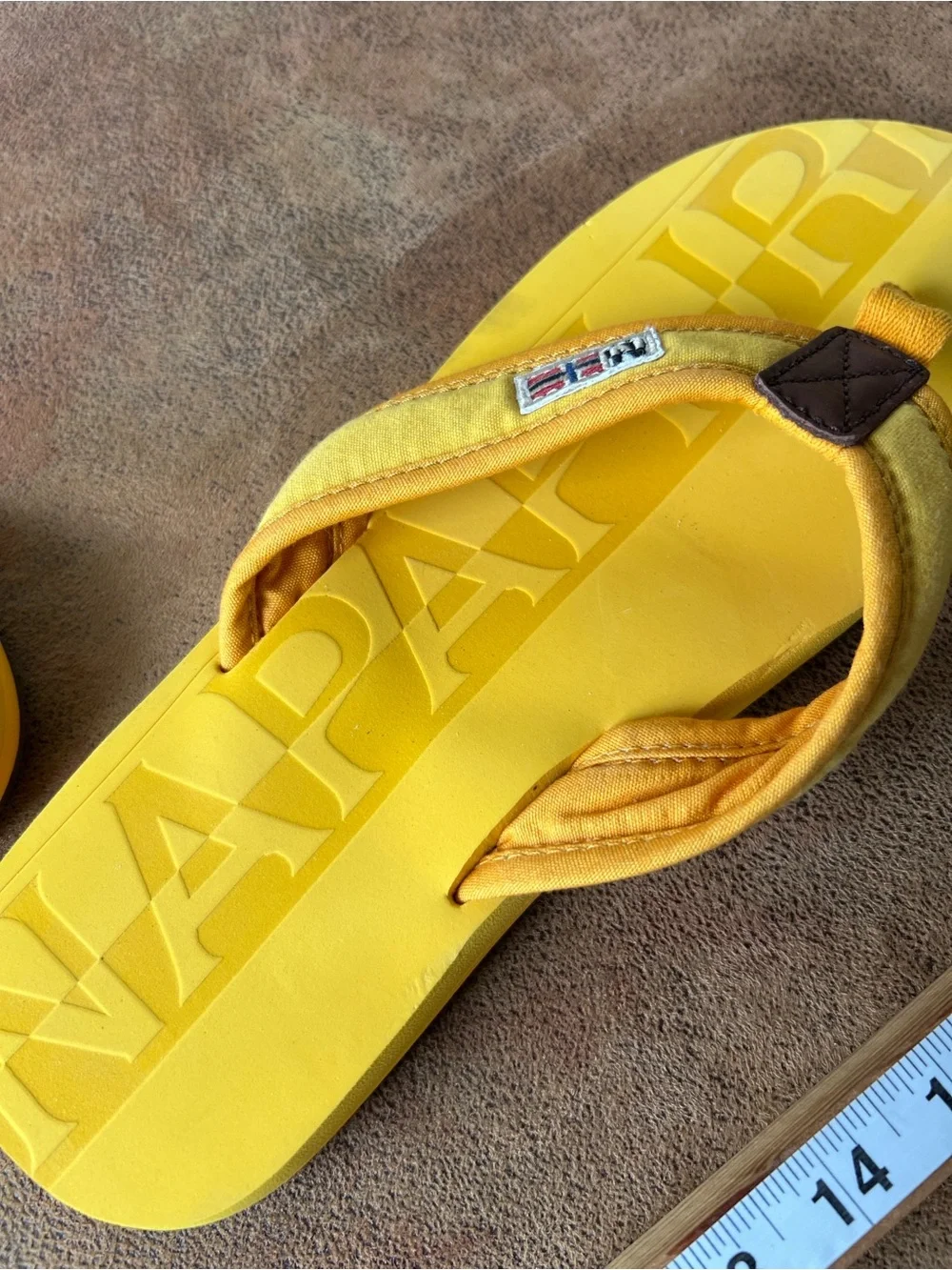 Napapijri Yellow Men’s Flip-Flops Sandals size 9.5/10